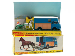 Lot 1233 - DINKY TOYS FRANCE (1)