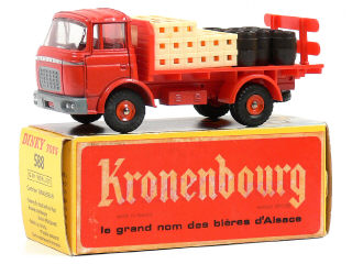 Lot 1213 - DINKY TOYS FRANCE (1)