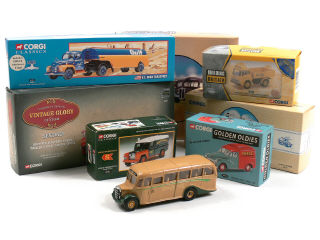 Lot 698 - CORGI TOYS (GB) (9)