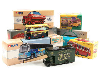 Lot 674 - CORGI TOYS (GB) (8)
