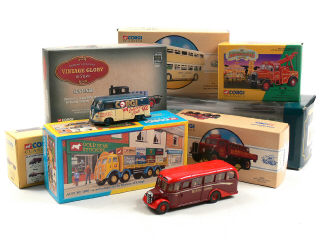 Lot 699 - CORGI TOYS (GB) (9)