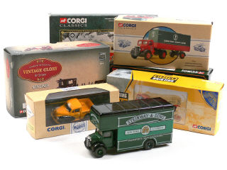 Lot 671 - CORGI TOYS (GB) (8)