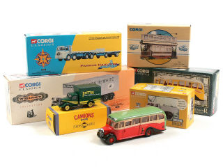 Lot 666 - CORGI TOYS (GB) (7)