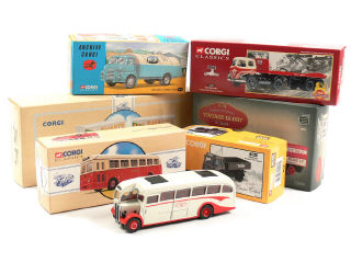 Lot 658 - CORGI TOYS (GB) (7)