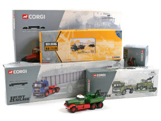 Lot 641 - CORGI TOYS (GB) (5)