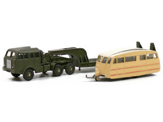 Lot 1350 - DINKY TOYS FRANCE (2)