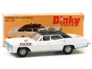 Lot 1418 - DINKY TOYS GB (1)