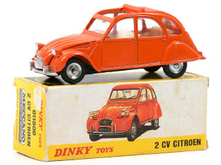 Lot 1030 - DINKY TOYS FRANCE (1)