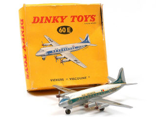 Lot 1258 - DINKY TOYS FRANCE (1)