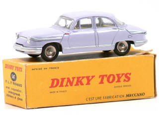 Lot 369 - DINKY TOYS FRANCE (1)