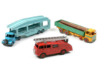 Lot 615 - DINKY TOYS GB (3)