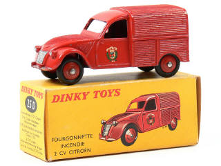 Lot 401 - DINKY TOYS FRANCE (1)