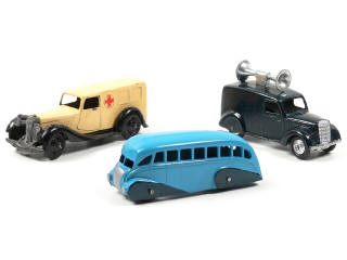 Lot 608 - DINKY TOYS GB (3)