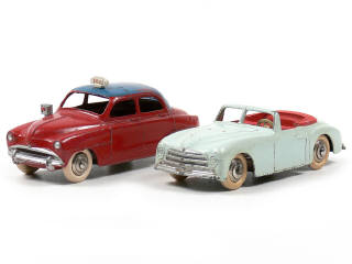 Lot 452 - DINKY TOYS FRANCE (2)