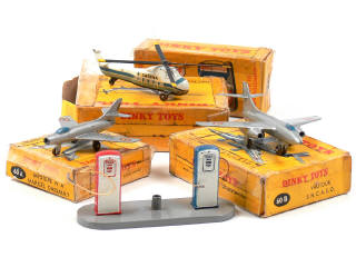 Lot 513 - DINKY TOYS FRANCE (4)
