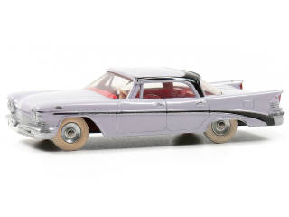 Lot 372 - DINKY TOYS FRANCE (1)