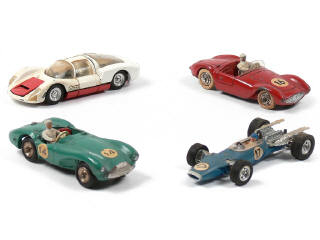 Lot 517 - DINKY TOYS FRANCE (4)