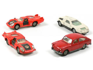 Lot 648 - DINKY TOYS GB (4)