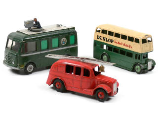 Lot 631 - DINKY TOYS GB (3)