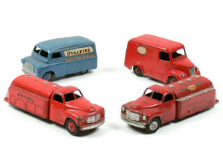 Lot 646 - DINKY TOYS GB (4)