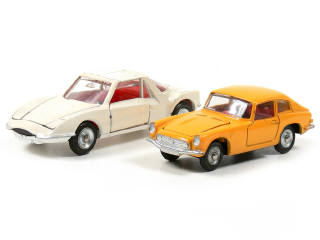 Lot 458 - DINKY TOYS FRANCE (2)