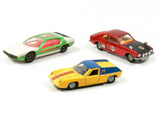 Lot 621 - DINKY TOYS GB (3)