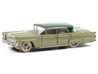 Lot 361 - DINKY TOYS FRANCE (1)