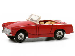 Lot 553 - DINKY TOYS GB (1)