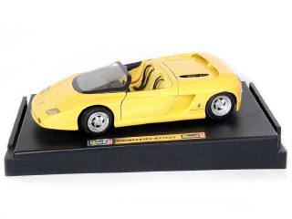 Lot 82 - REVELL (GERMANY) (1)