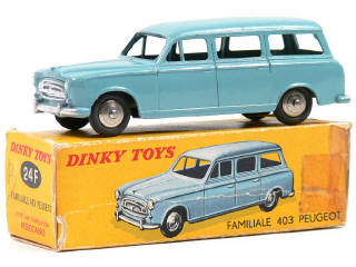Lot 454 - DINKY TOYS FRANCE (1)