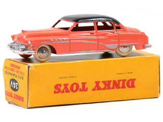 Lot 479 - DINKY TOYS FRANCE (1)