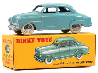Lot 472 - DINKY TOYS FRANCE (1)