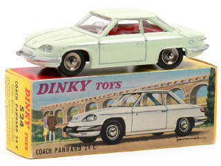 Lot 559 - DINKY TOYS FRANCE (1)