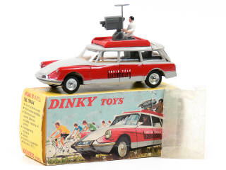 Lot 587 - DINKY TOYS (FRANCE) (1)