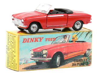 Lot 551 - DINKY TOYS FRANCE (1)
