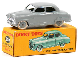 Lot 470 - DINKY TOYS FRANCE (1)