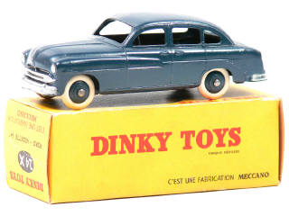 Lot 481 - DINKY TOYS FRANCE (1)