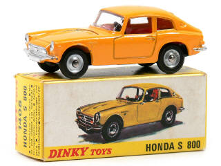 Lot 591 - DINKY TOYS FRANCE (1)