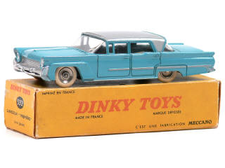 Lot 506 - DINKY TOYS FRANCE (1)