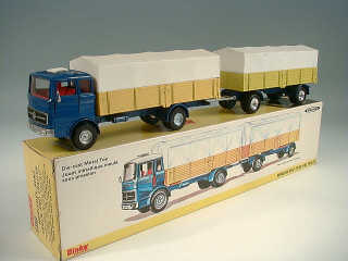 Lot 358 - DINKY TOYS GB (1)