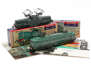 Lot 149 - HORNBY 'HO' (4)