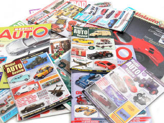 Lot 427 - MODEL AUTO REVIEW (GB) (1)