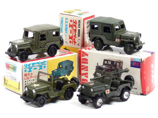 Lot 218 - DIVERS (JAPAN) (4)
