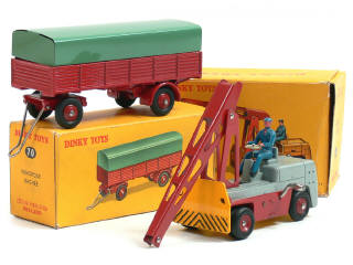 Lot 238 - DINKY TOYS FRANCE (2)