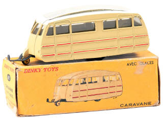 Lot 158 - DINKY TOYS FRANCE (1)