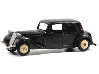 Lot 296 - DINKY TOYS FRANCE (1)