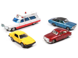 Lot 431 - DINKY TOYS GB (4)
