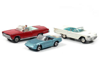 Lot 214 - CORGI TOYS (GB) (3)