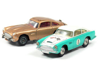Lot 210 - CORGI TOYS (GB) (2)