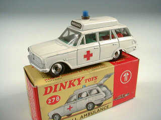 Lot 707 - DINKY TOYS GB (1)